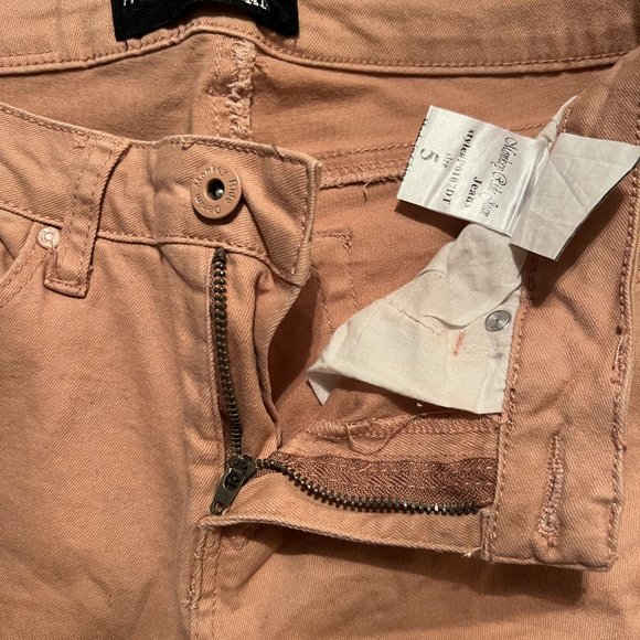 Blush Ripped Jeans - Picture 2 of 2